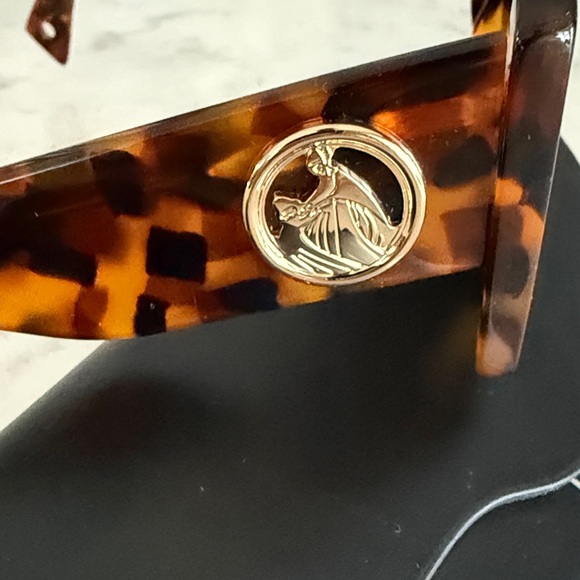 Lanvin Brown Tortoise Women's Sunglasses - Picture 3 of 11